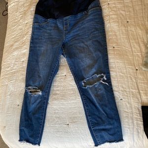 Skinny ripped jeans maternity